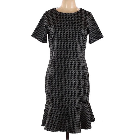 Banana Republic Dress - Picture 1 of 2